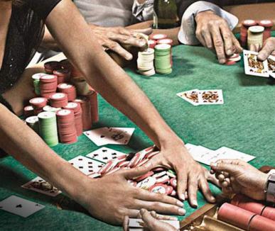 Jaf armat la cel mai mare turneu de poker din Germania. 800.000 de euro furaţi (VIDEO)